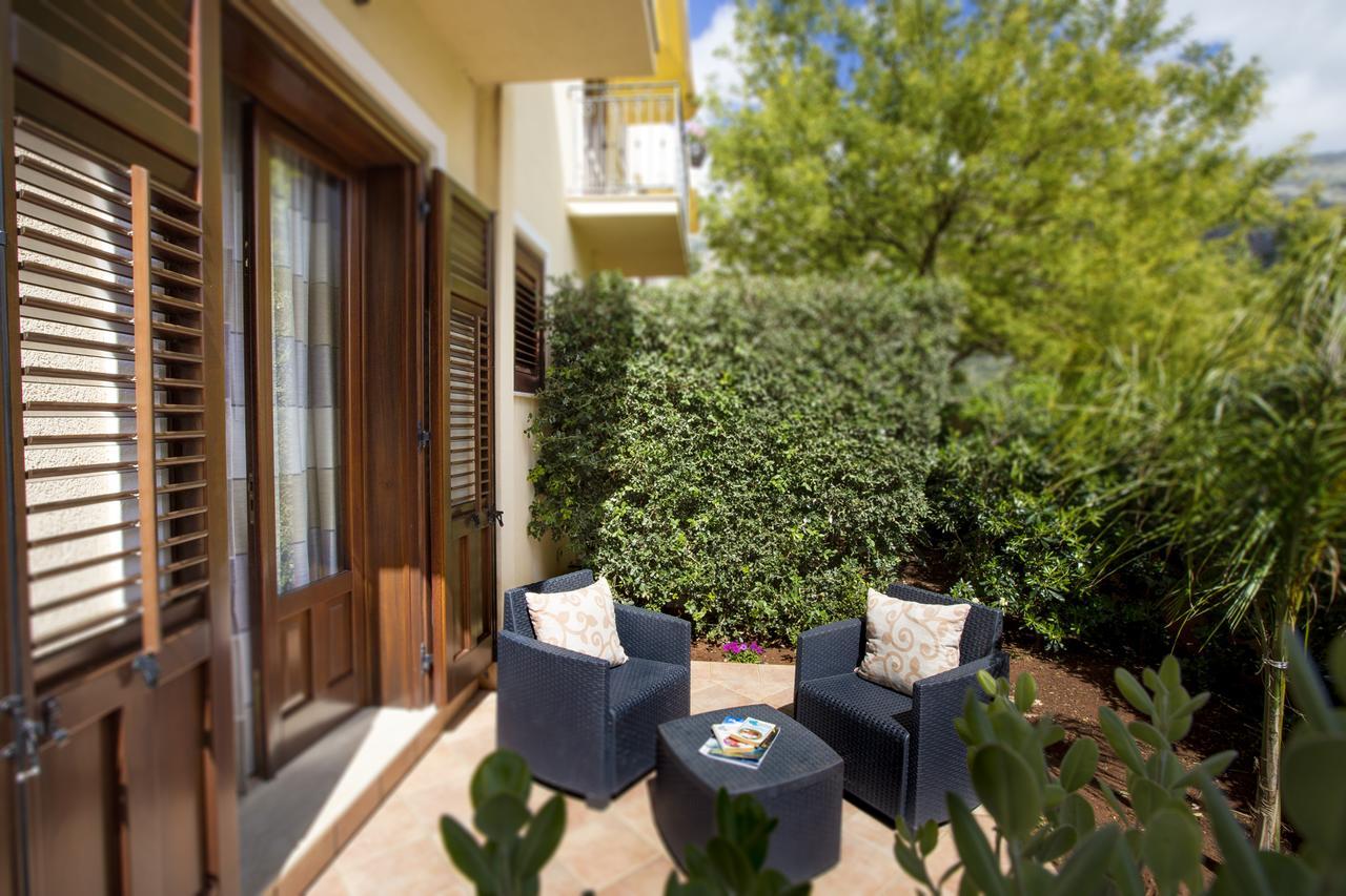 Cala Di Ponente Otel Castelluzzo Dış mekan fotoğraf