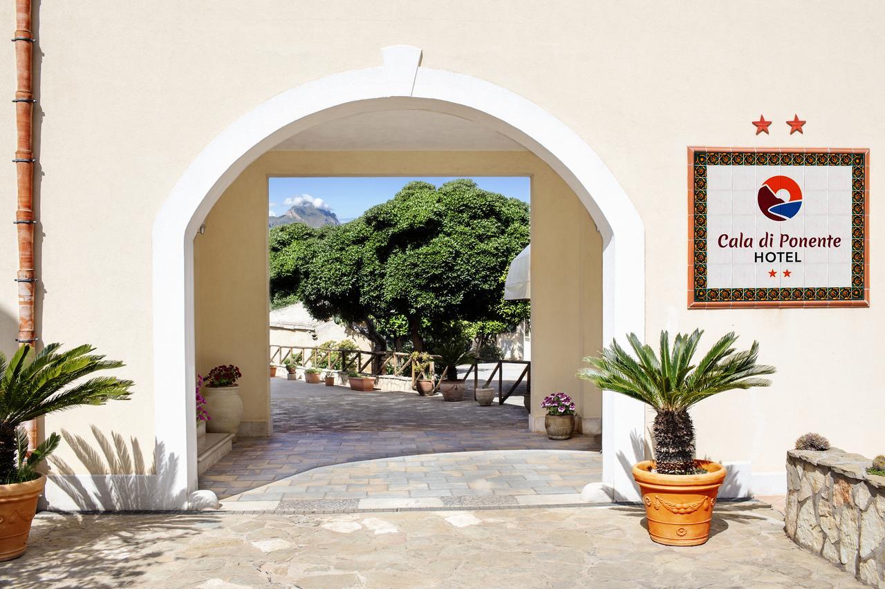 Cala Di Ponente Otel Castelluzzo Dış mekan fotoğraf